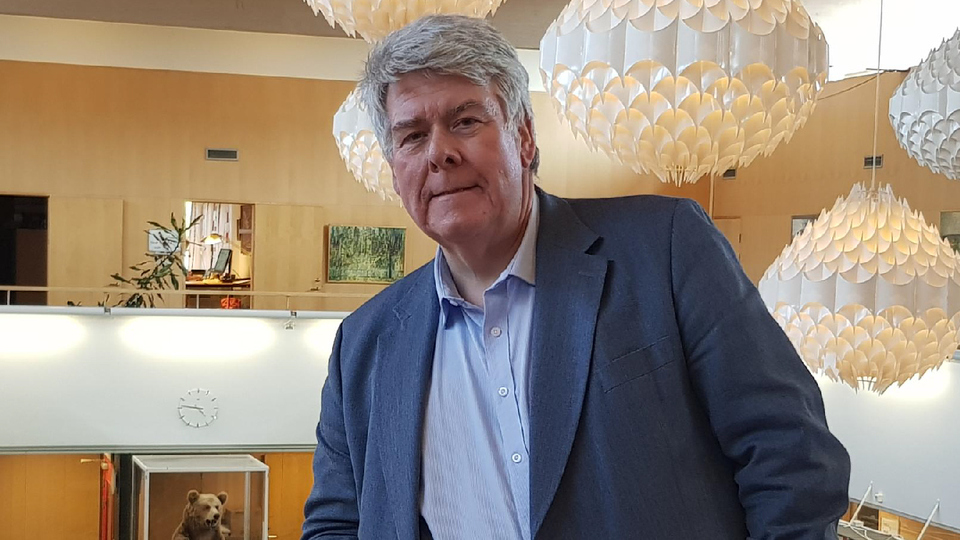 Samhällsutskottets ordförande Lars-Olof Mattsson (M) i Medborgarhuset i Sveg.