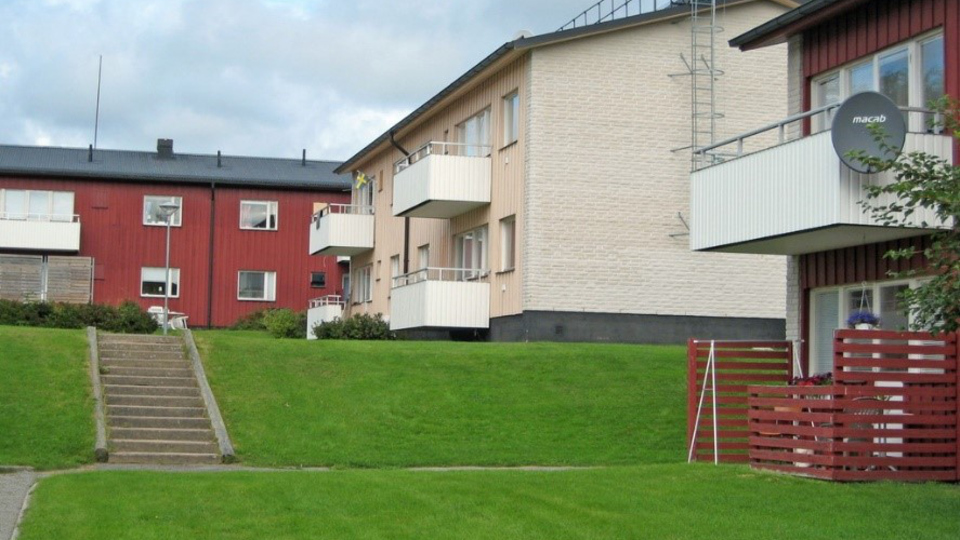 Hyreslägenheter i kvarteret Domaren i Sveg.
