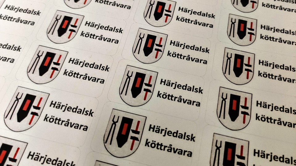 Ark  med klistermärken Härjedalsk köttråvara